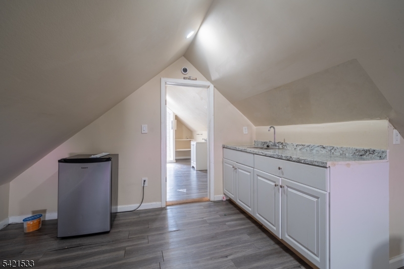 312 South Spring Street Elizabeth, NJ 07201 - Photo 34 of 41