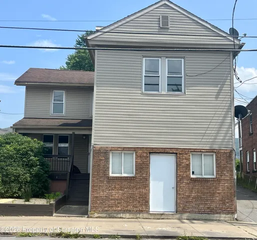 $1,000 | 704 Hazle Street, Unit 3, Wilkes Barre, PA 18702