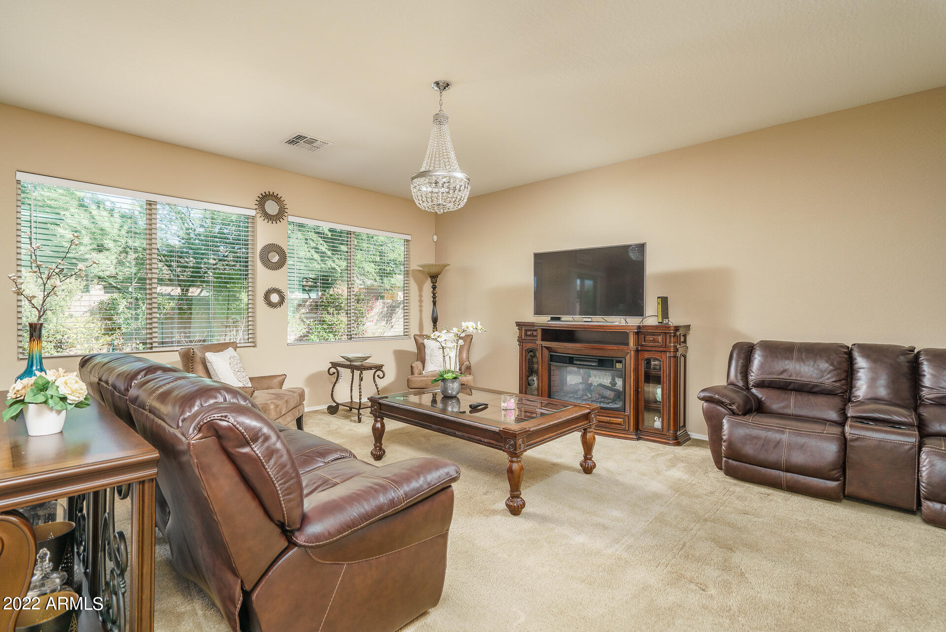 5648 West Pecan Road Laveen, AZ 85339 - Photo 8 of 29 8) GREAT ROOM