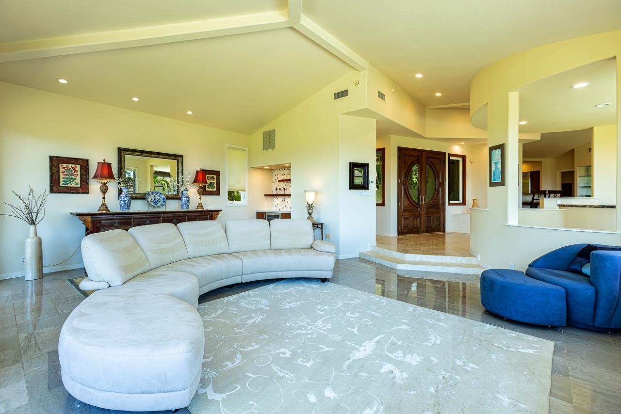 164 West Ikea Moku Place Kihei, HI 96753 - Photo 11 of 49 a living room with furniture and a large window