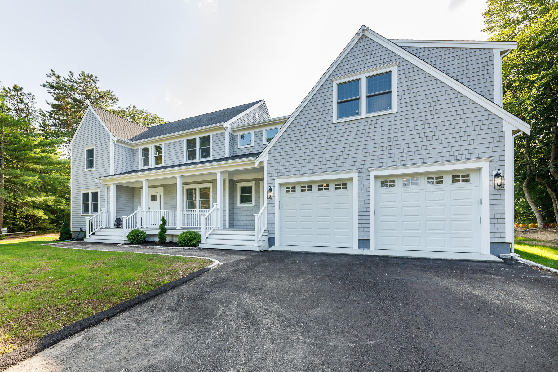 118 South Sandwich Road Mashpee, MA 02649 - Photo 2 of 46 118SSandwichRdMashpee-3158