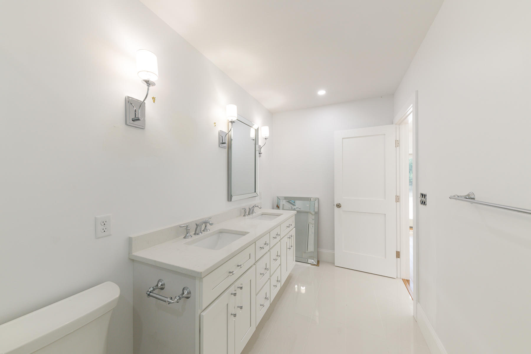 118 South Sandwich Road Mashpee, MA 02649 - Photo 29 of 46 118SSandwichRdMashpee-3104