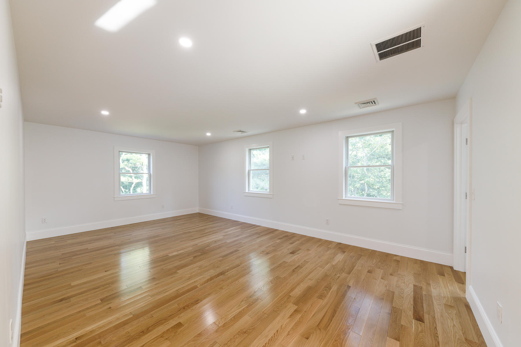 118 South Sandwich Road Mashpee, MA 02649 - Photo 35 of 46 118SSandwichRdMashpee-3126