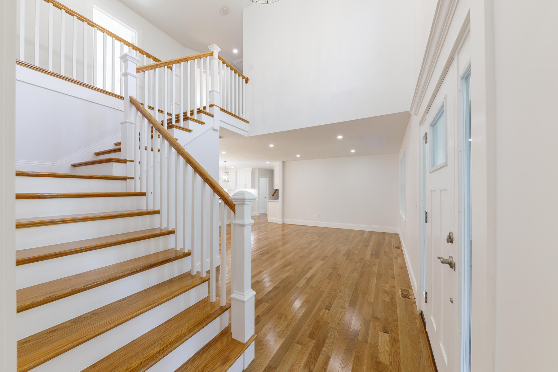 118 South Sandwich Road Mashpee, MA 02649 - Photo 8 of 46 118SSandwichRdMashpee-3044