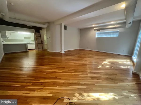 $2,400 | 1515 U Street Northwest, Unit 2A, Washington, DC 20009