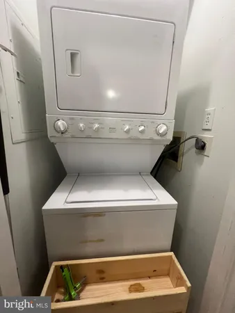 $2,400 | 1515 U Street Northwest, Unit 2A, Washington, DC 20009