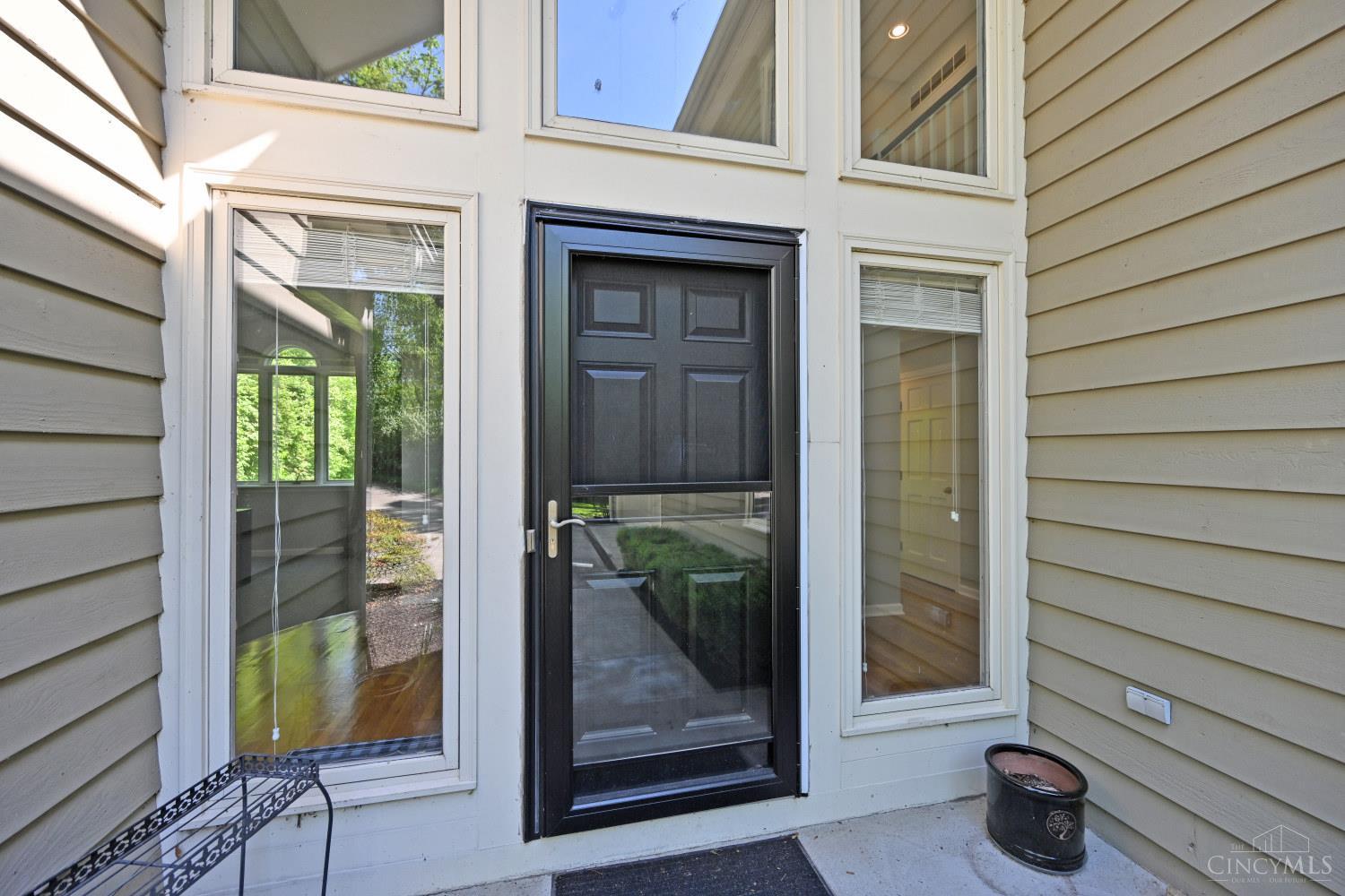 4170 Cornell Road Cincinnati, OH 45241 - Photo 6 of 64