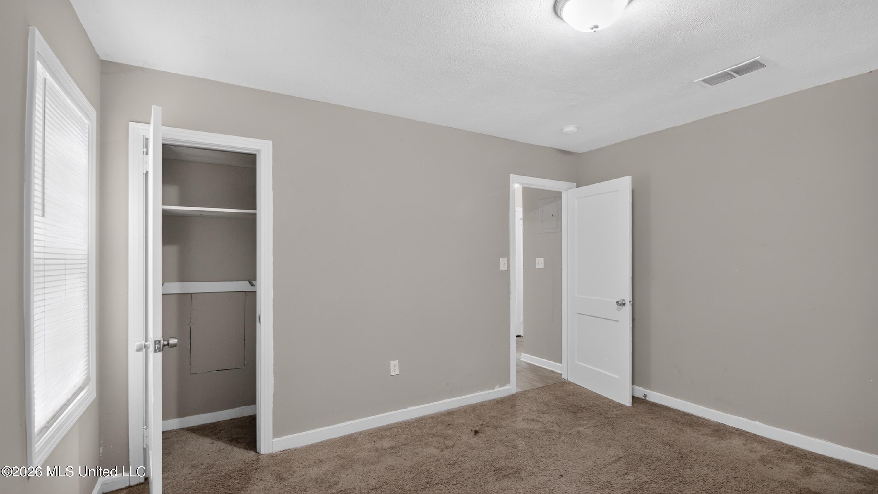 609 Launcelot Road Jackson, MS 39206 - Photo 23 of 30 26_609_Launcelot_Rd-Bedroom-0416