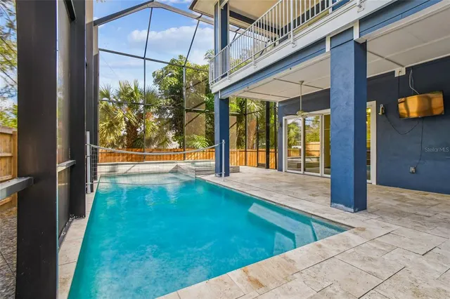 a view of a storage & utility room