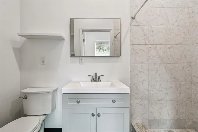 $1,150,000 | 10555 Lake Breeze Drive, Seminole, FL 33772