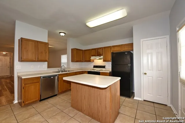 $1,625 | 8515 Rita Leon, San Antonio, TX 78250