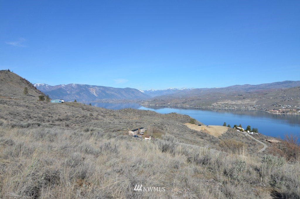 44 Chelan Butte Road Chelan, WA 98816 - Photo 2 of 7 Gallery Image 2