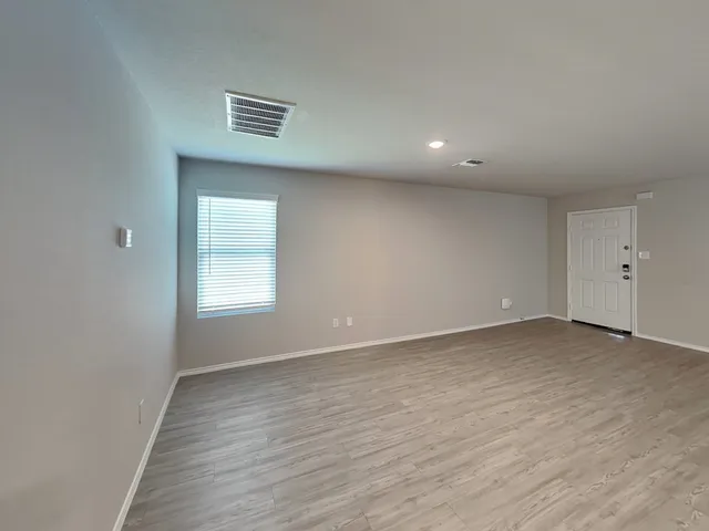 $1,470 | 7327 Plata Circle, San Antonio, TX 78244