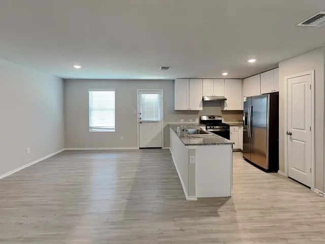 $1,470 | 7327 Plata Circle, San Antonio, TX 78244