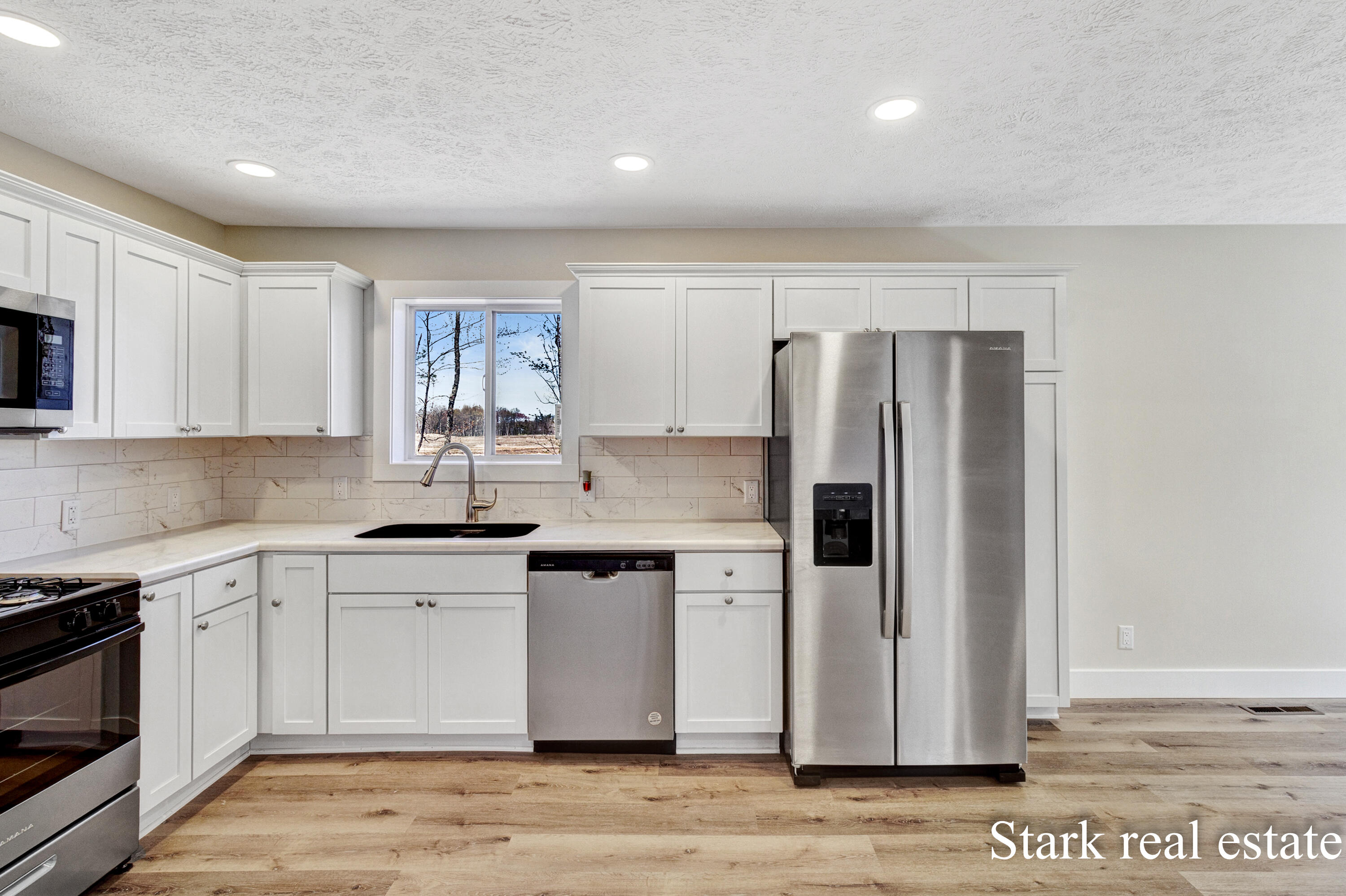 3339 North Weber Road Muskegon, MI 49445 - Photo 13 of 57 Rob Stark - 3339 N Weber Rd (57)-13