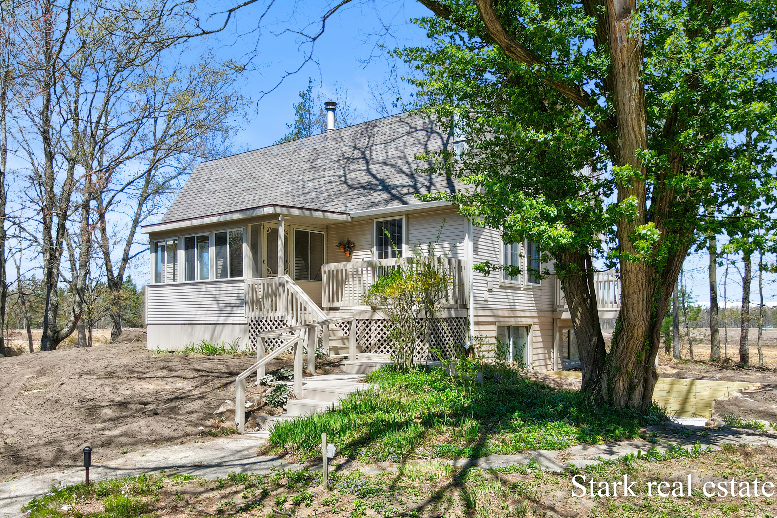 3339 North Weber Road Muskegon, MI 49445 - Photo 2 of 57 Rob Stark - 3339 N Weber Rd (57)-2
