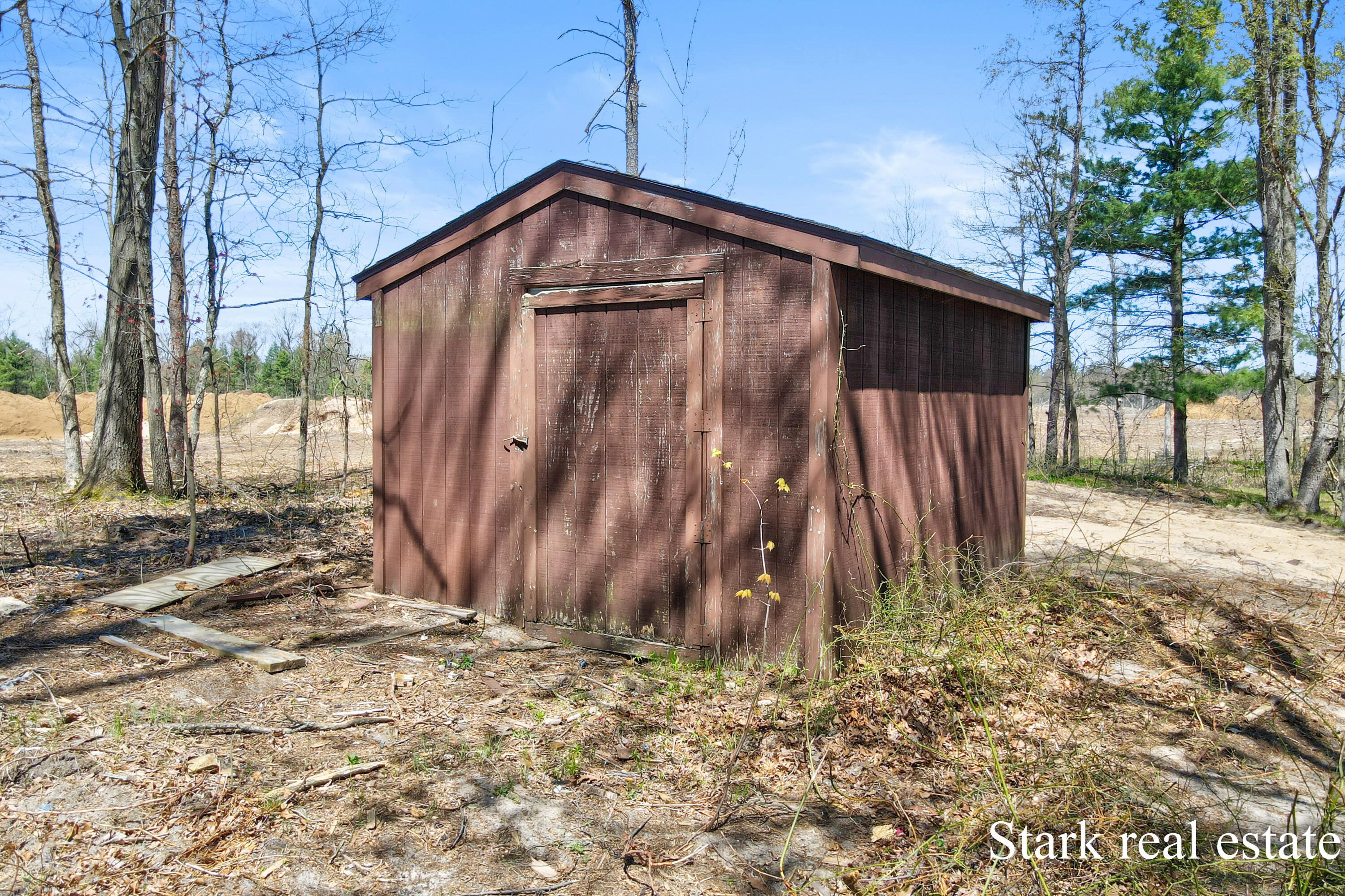 3339 North Weber Road Muskegon, MI 49445 - Photo 52 of 57 Rob Stark - 3339 N Weber Rd (57)-52