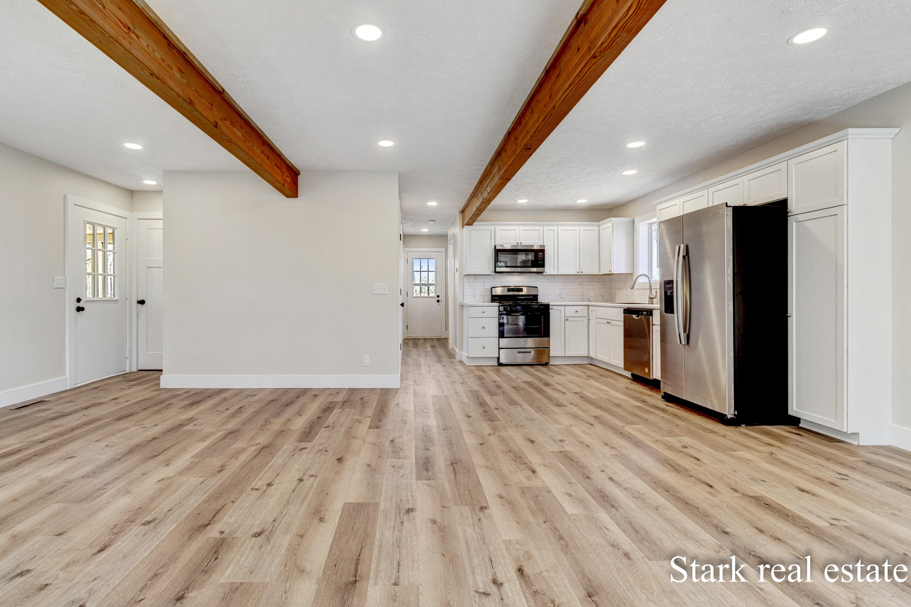 3339 North Weber Road Muskegon, MI 49445 - Photo 9 of 57 Rob Stark - 3339 N Weber Rd (57)-9