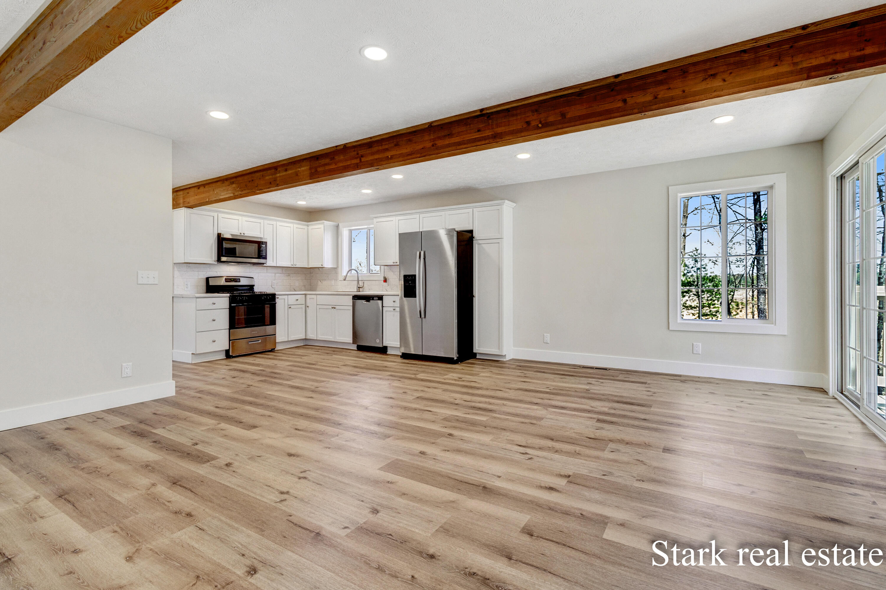 3339 North Weber Road Muskegon, MI 49445 - Photo 10 of 57 Rob Stark - 3339 N Weber Rd (57)-10