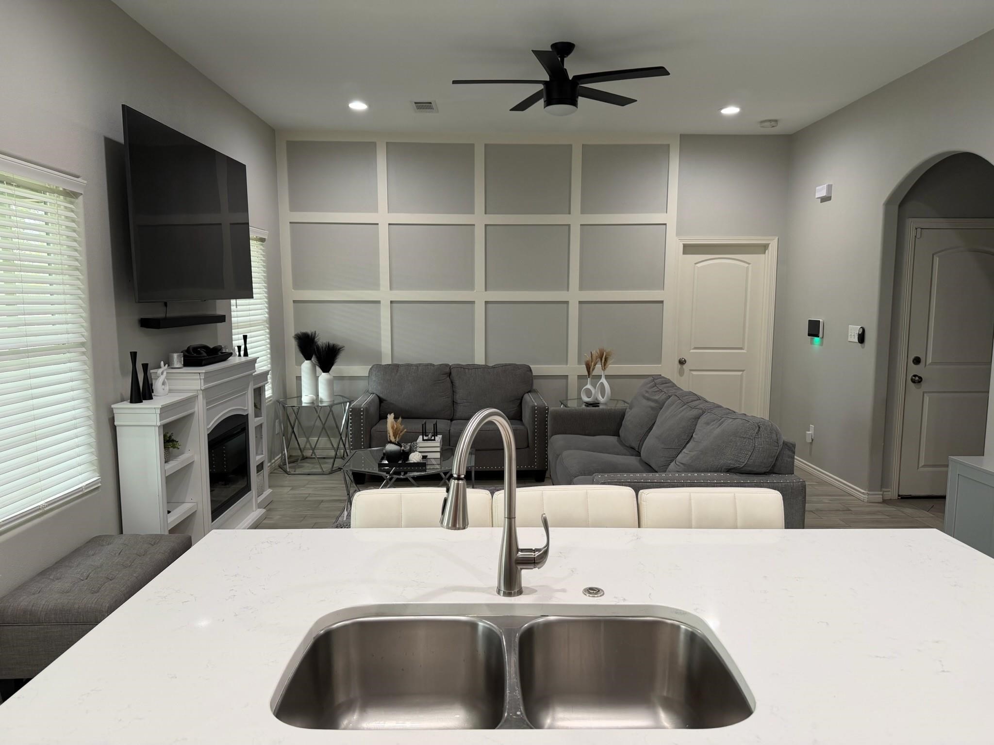 3140 Waverly Street Beaumont, TX 77705 - Photo 8 of 23