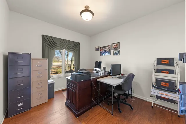 $445,000 | 674 Friar Drive, Aurora, IL 60505