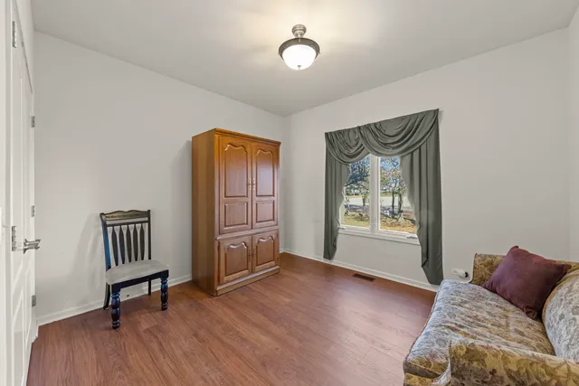 $445,000 | 674 Friar Drive, Aurora, IL 60505