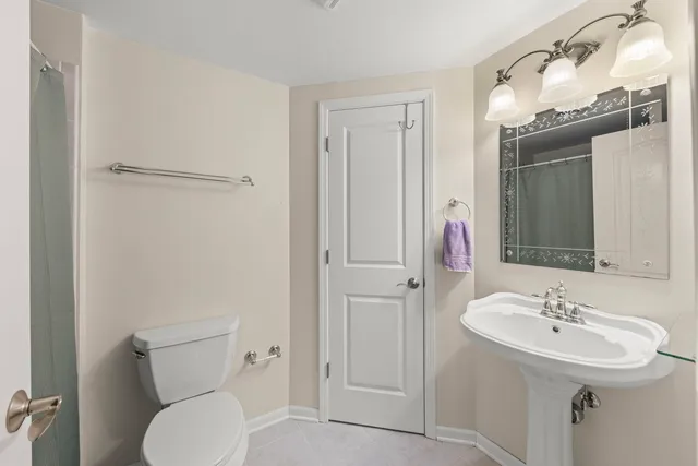 $445,000 | 674 Friar Drive, Aurora, IL 60505