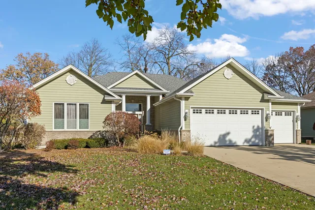 $445,000 | 674 Friar Drive, Aurora, IL 60505