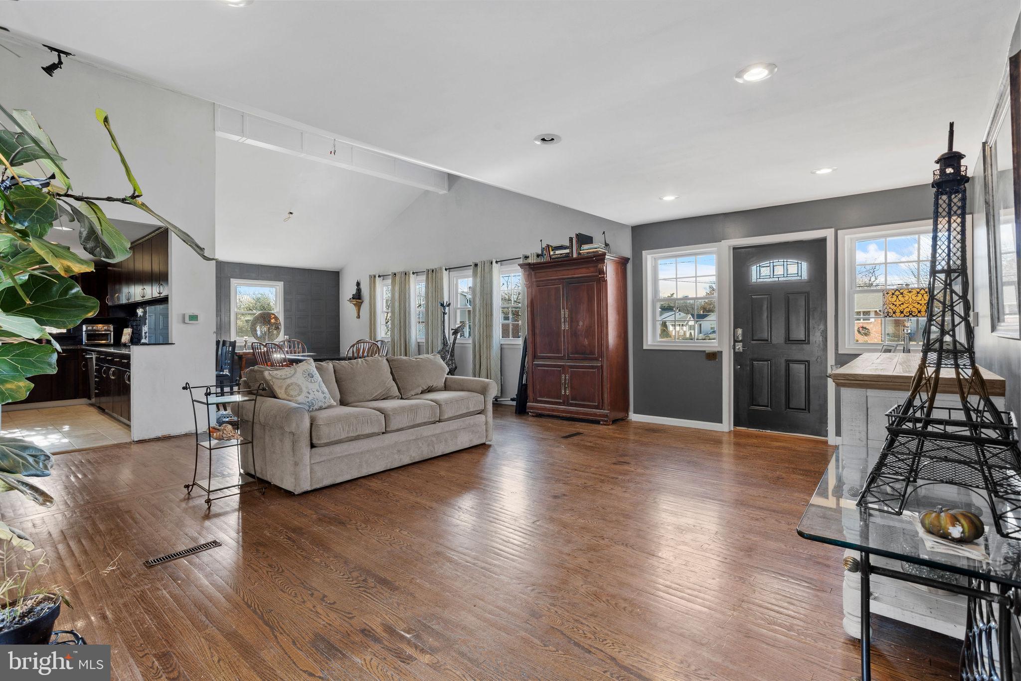 2300 Andover Road Cinnaminson, NJ 08077 - Photo 5 of 25 Gallery Image 5