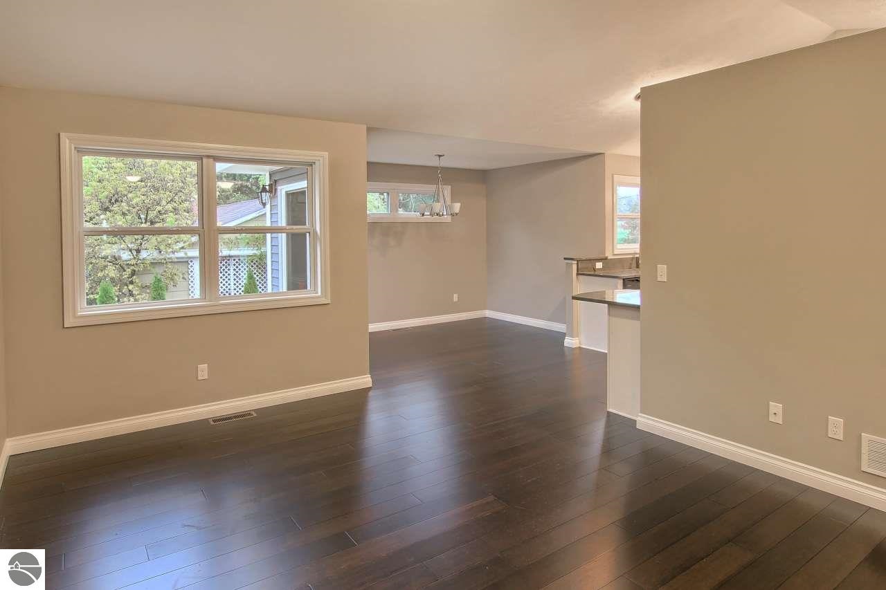 6089 Sterling Road Traverse City, MI 49686 - Photo 6 of 22 1791475-5.JPG