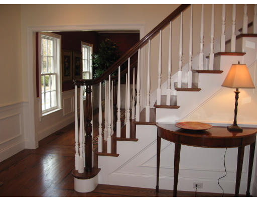 183 Middlesex Road Brookline, MA 02467 - Photo 3 of 16 a view of a interior of house