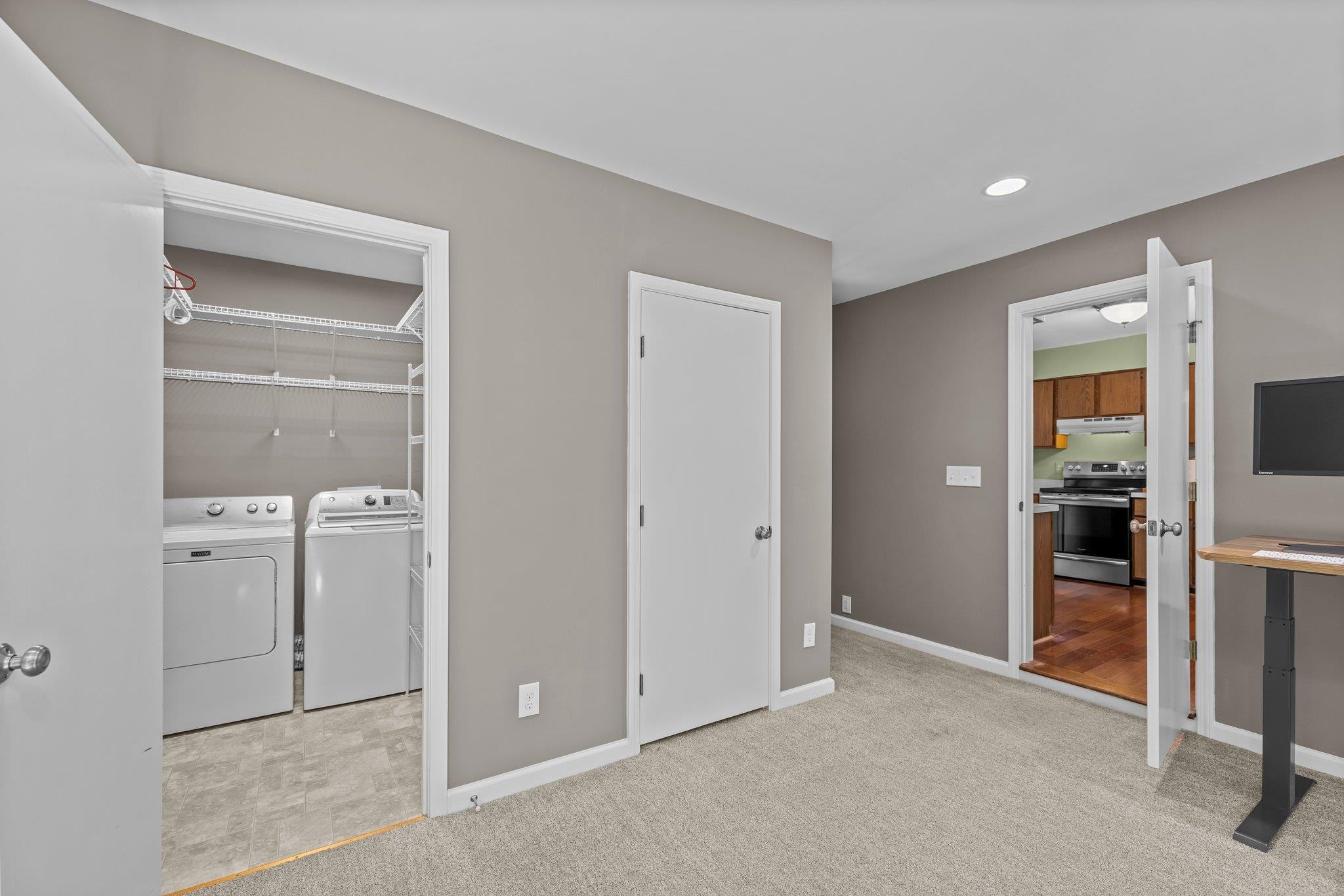 415 Robin Road Chapel Hill, NC 27516 - Photo 16 of 39 Photo 17