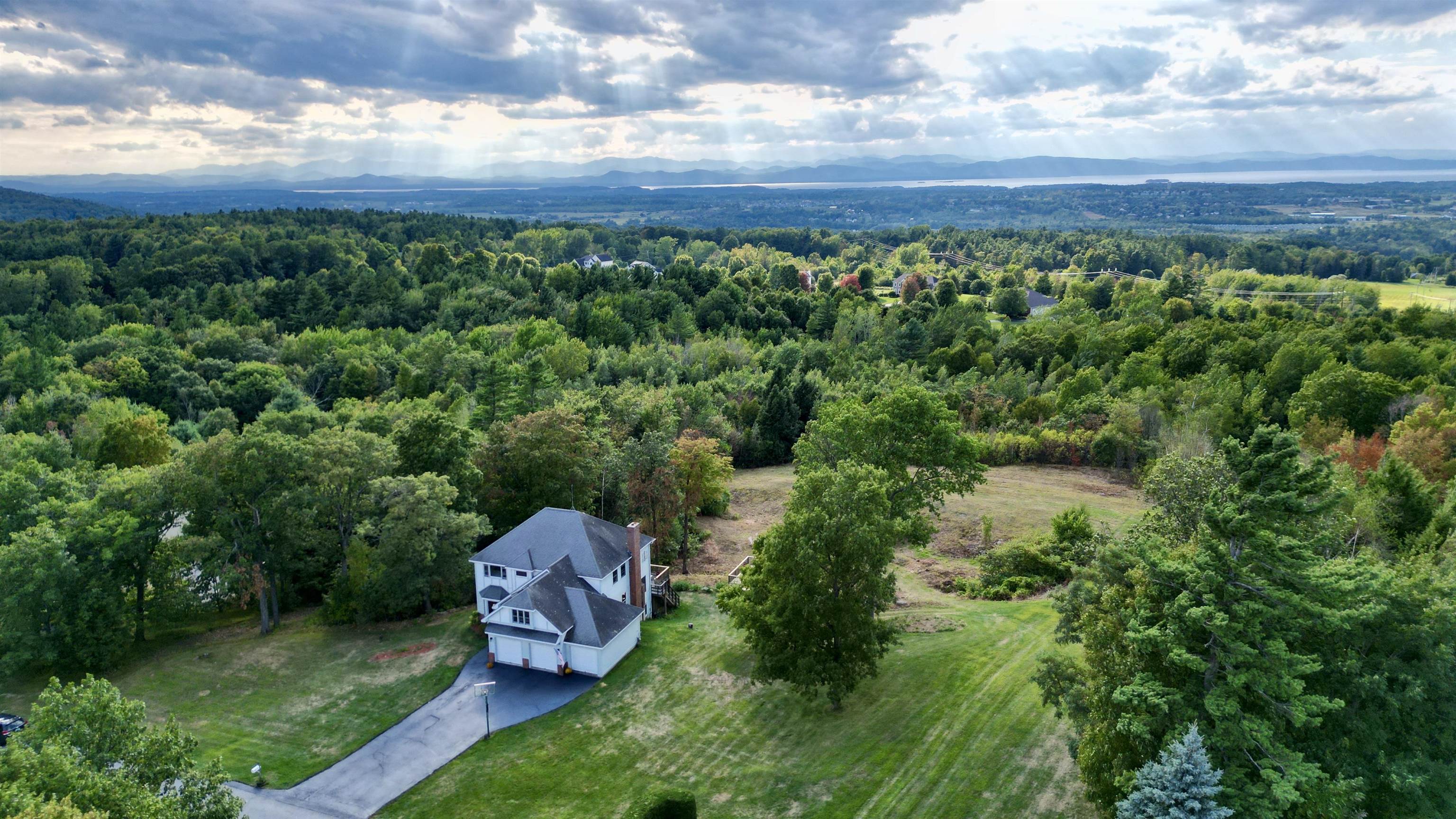 263 Highlands Drive Williston, VT 05495 - Photo 2 of 42