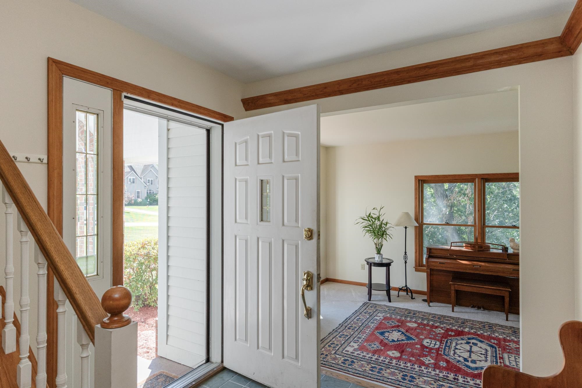 263 Highlands Drive Williston, VT 05495 - Photo 6 of 42