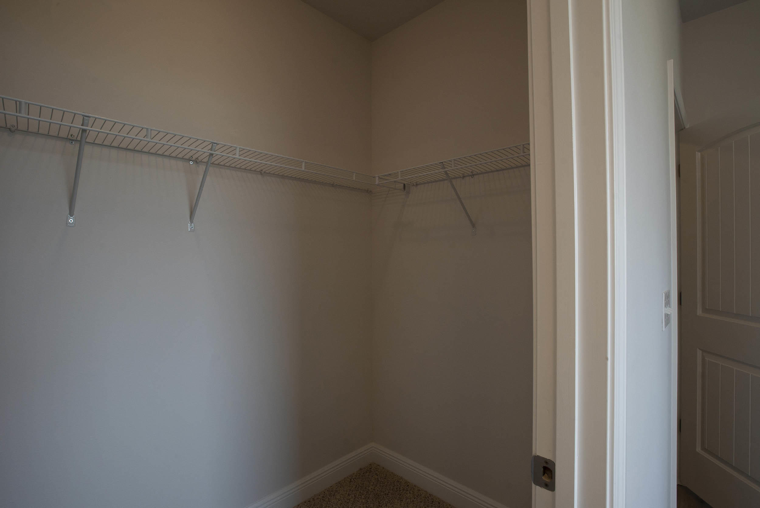 98 Beaver Trl Drive Freeport, FL 32439 - Photo 16 of 18 a view of a room