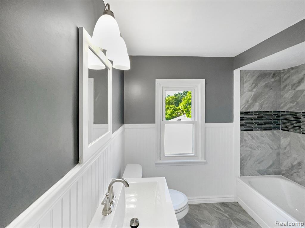 3611 Normandy Road Royal Oak, MI 48073 - Photo 10 of 14