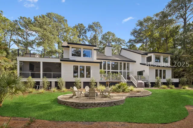 $2,249,000 | 221 Callawassie Drive, Okatie, SC 29909