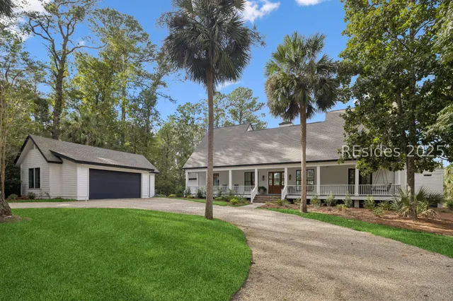 $2,175,000 | 221 Callawassie Drive, Okatie, SC 29909