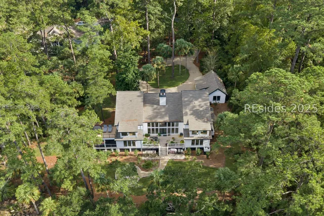 $2,175,000 | 221 Callawassie Drive, Okatie, SC 29909