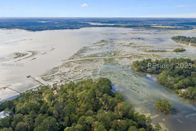 $2,175,000 | 221 Callawassie Drive, Okatie, SC 29909