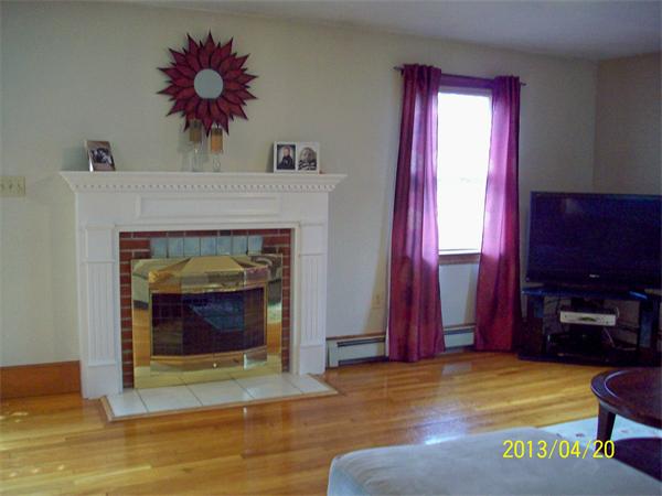 53 Ideal Road Worcester, MA 01604 - Photo 4 of 29 Gallery Image 4