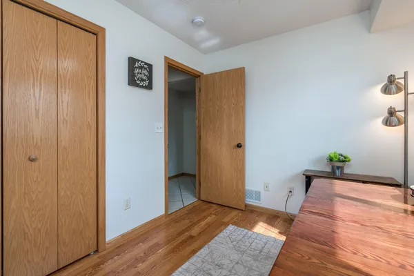 $339,900 | 140 Peggy Lane, Eagle Lake, MN 56024