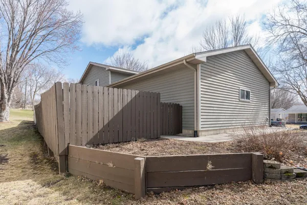 $339,900 | 140 Peggy Lane, Eagle Lake, MN 56024