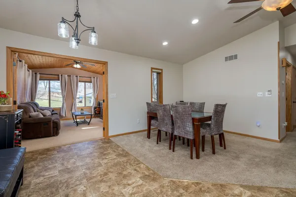 $339,900 | 140 Peggy Lane, Eagle Lake, MN 56024