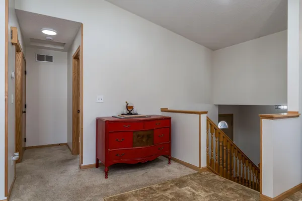 $339,900 | 140 Peggy Lane, Eagle Lake, MN 56024