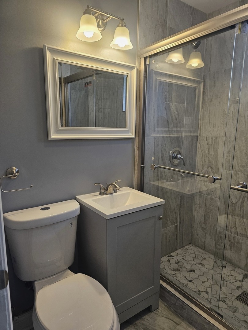2441 West 46th Place, Unit 2 Chicago, IL 60632 - Photo 4 of 7