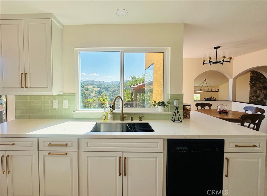 23192 De Anza Road Temecula, CA 92590 - Photo 13 of 43