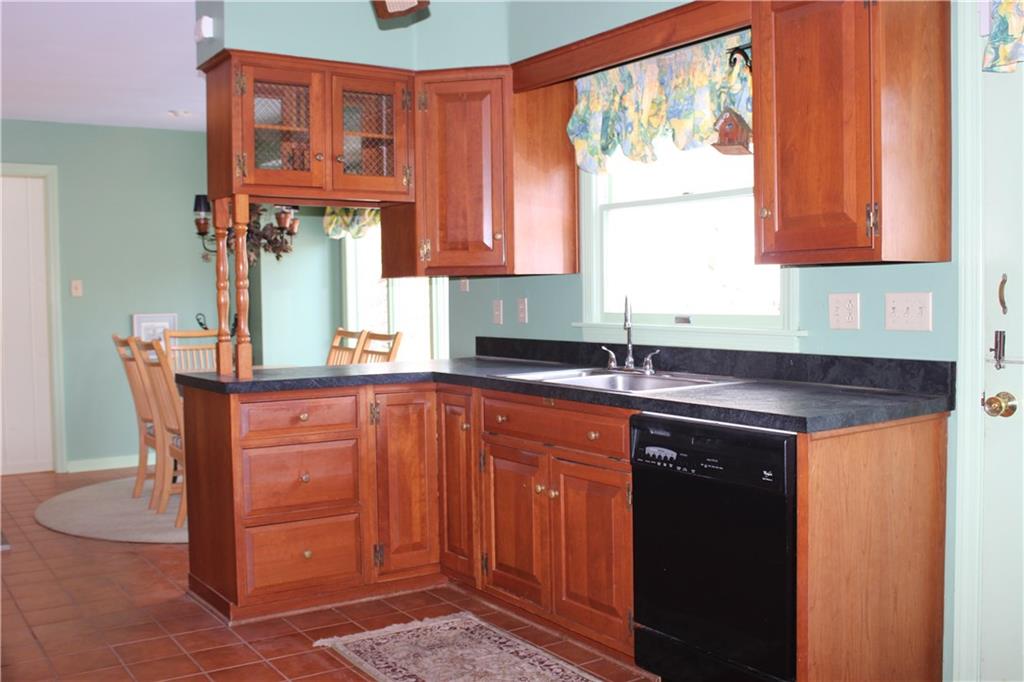 134 Glade Run Road Mars, PA 16046 - Photo 11 of 25 Additional view of kitchen