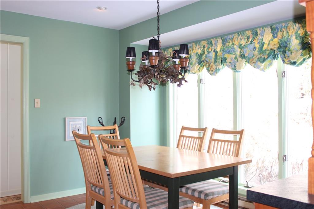 134 Glade Run Road Mars, PA 16046 - Photo 13 of 25 Dining/eat-in area of kitchen