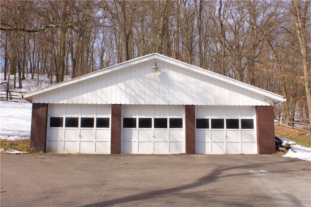 134 Glade Run Road Mars, PA 16046 - Photo 5 of 25 3 car detached garage